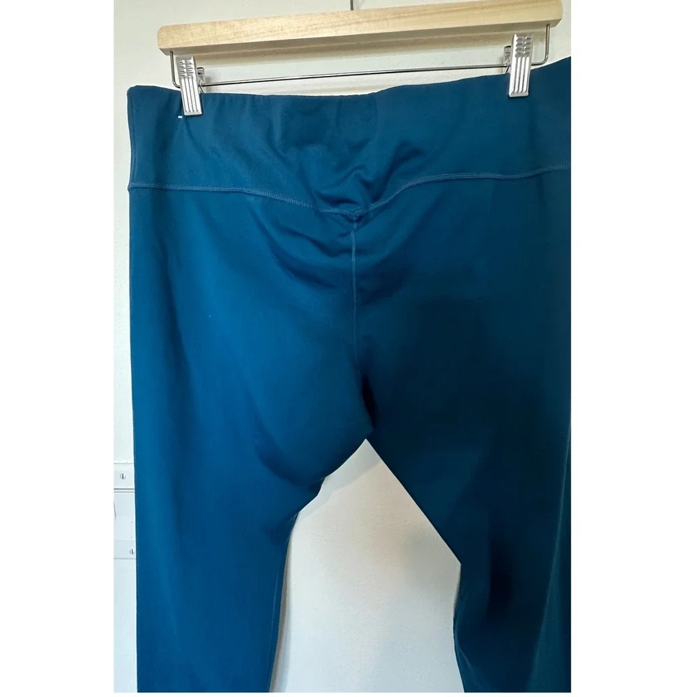 Nike Dri-FIT Nike One Women's Mid-Rise Crop Leggings Tights Plus Size 1X